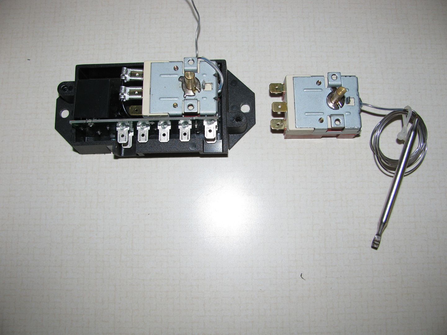 Electric fans and thermostats